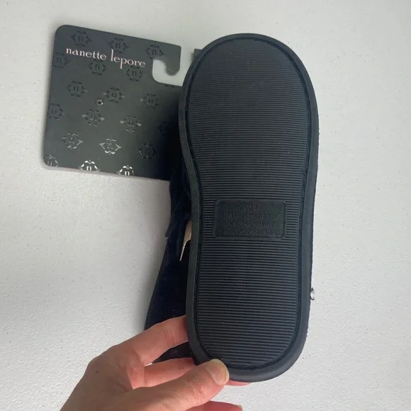 Nanette Lepore Black X band slipper with Red Heart Design pattern M 8 - Picture 9 of 14